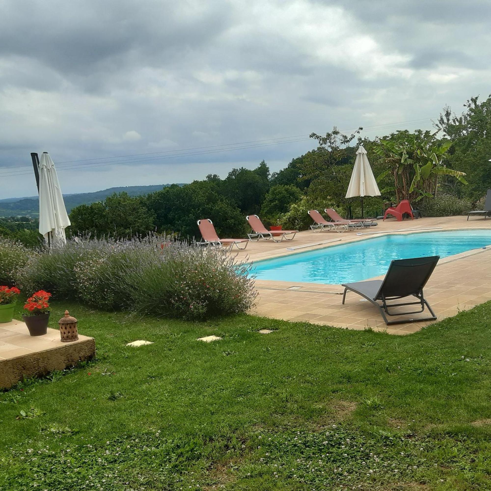 Ferme De Lagrave Hotel Coux-et-Bigaroque-Mouzens Exterior foto